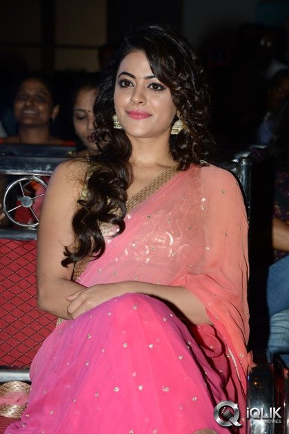 Shruti-Sodhi-at-Pataas-Movie-Audio-Launch